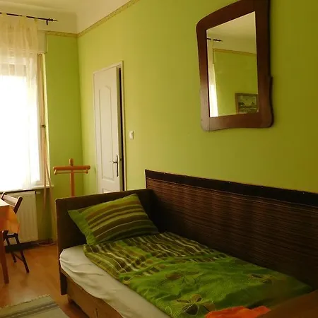 Kapolnas Vendeghaz Πανσιόν 3*