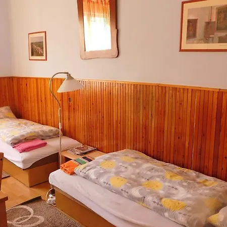 Kapolnas Vendeghaz Báta